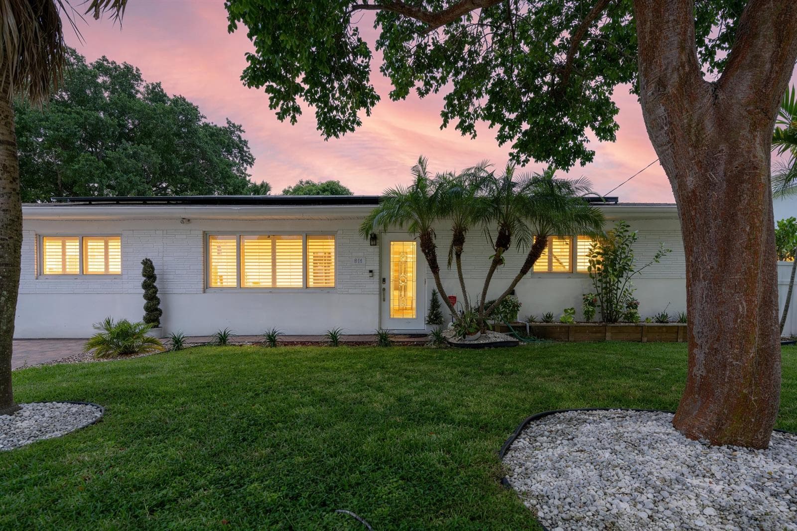 874 NW 2ND Avenue, Boca Raton, FL 33432