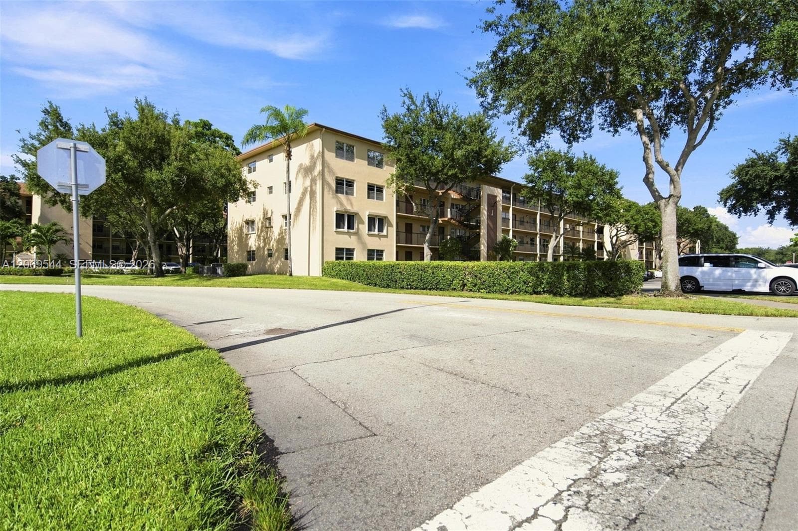13455 SW 9th Ct # 301J, Pembroke Pines, FL 33027 photo 2