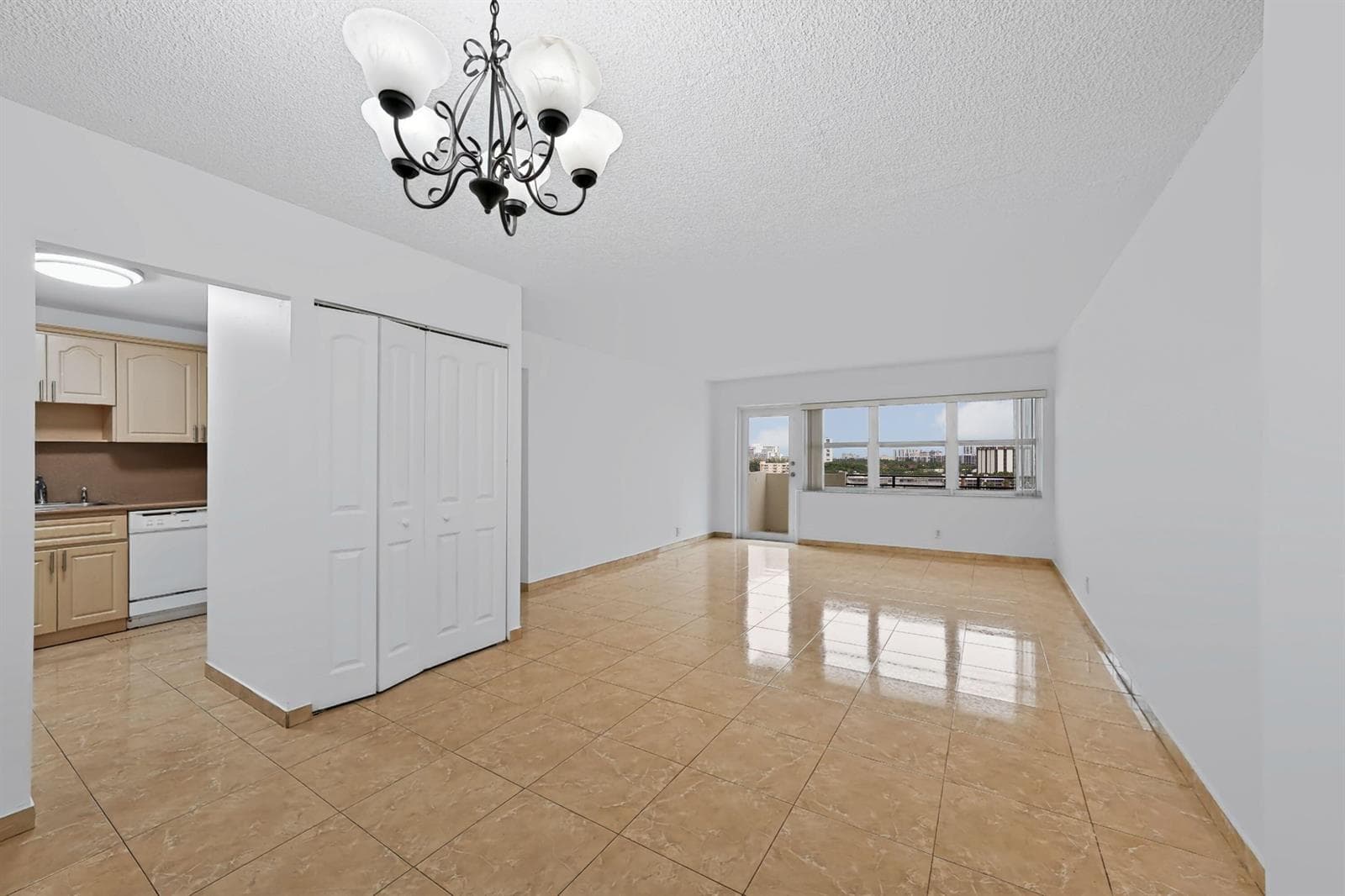 401 Golden Isles Drive # 1014, Hallandale Beach, FL 33009 photo 3