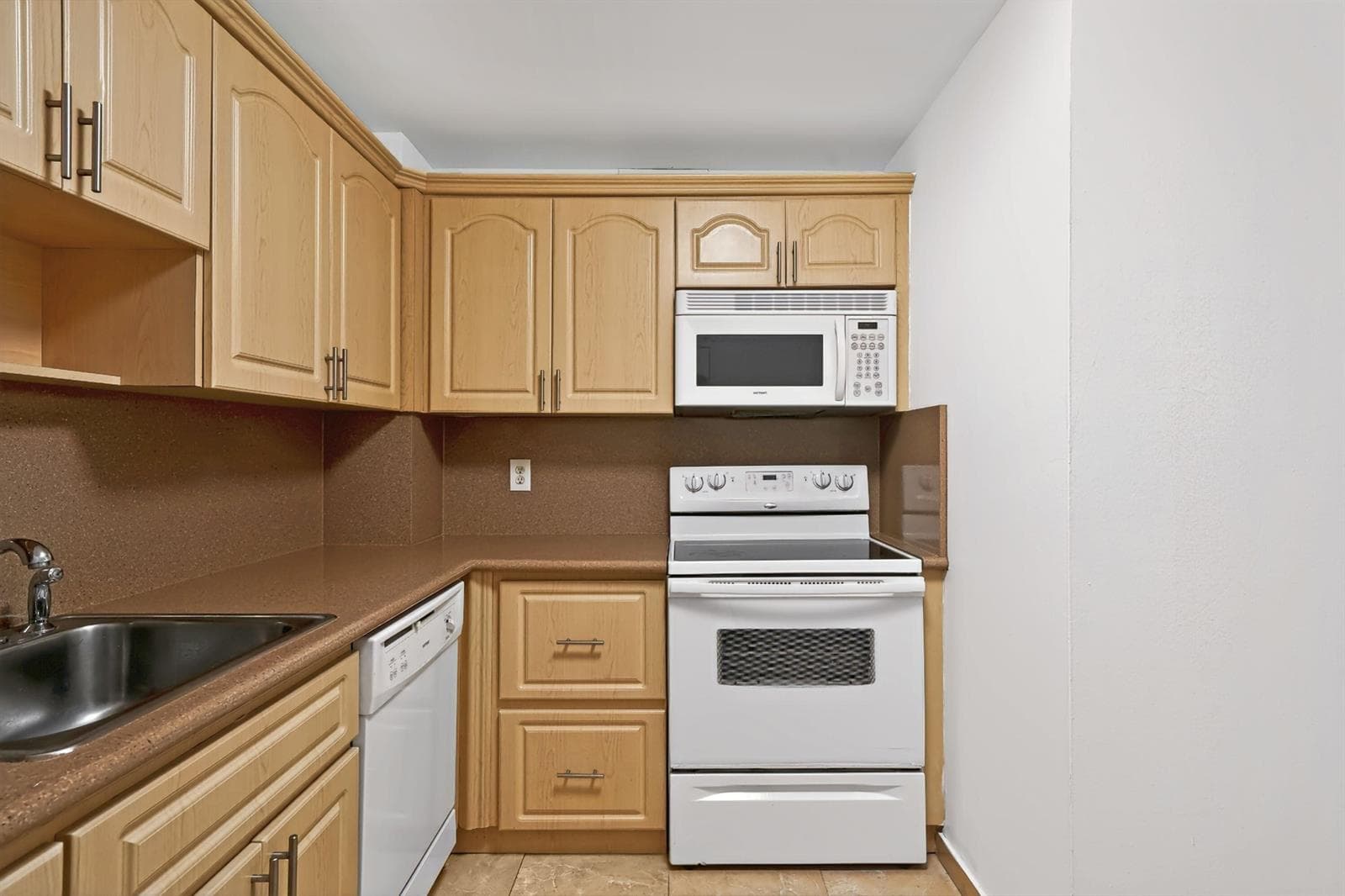 401 Golden Isles Drive # 1014, Hallandale Beach, FL 33009 photo 5
