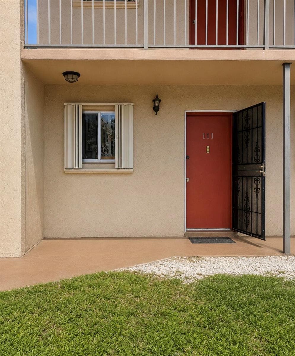 6120 FOREST HILL Boulevard # 111, West Palm Beach, FL 33415 photo 2