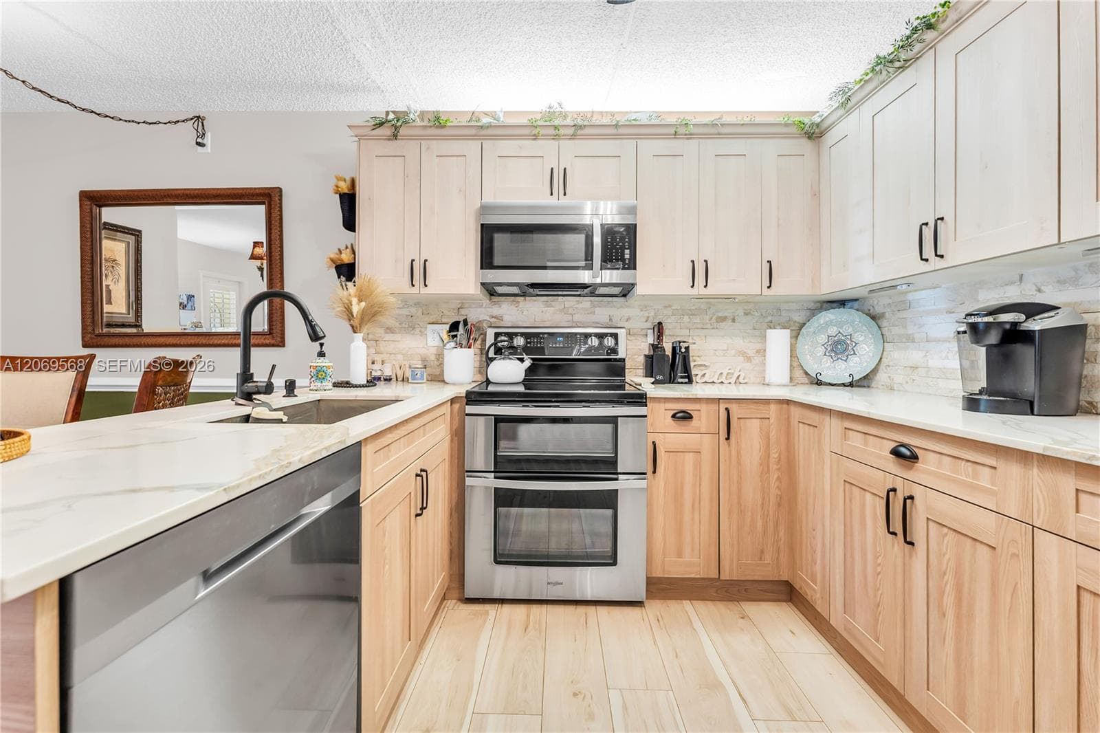 3561 Pine Tree Ct # D-1, Green Acres, FL 33463 photo 4