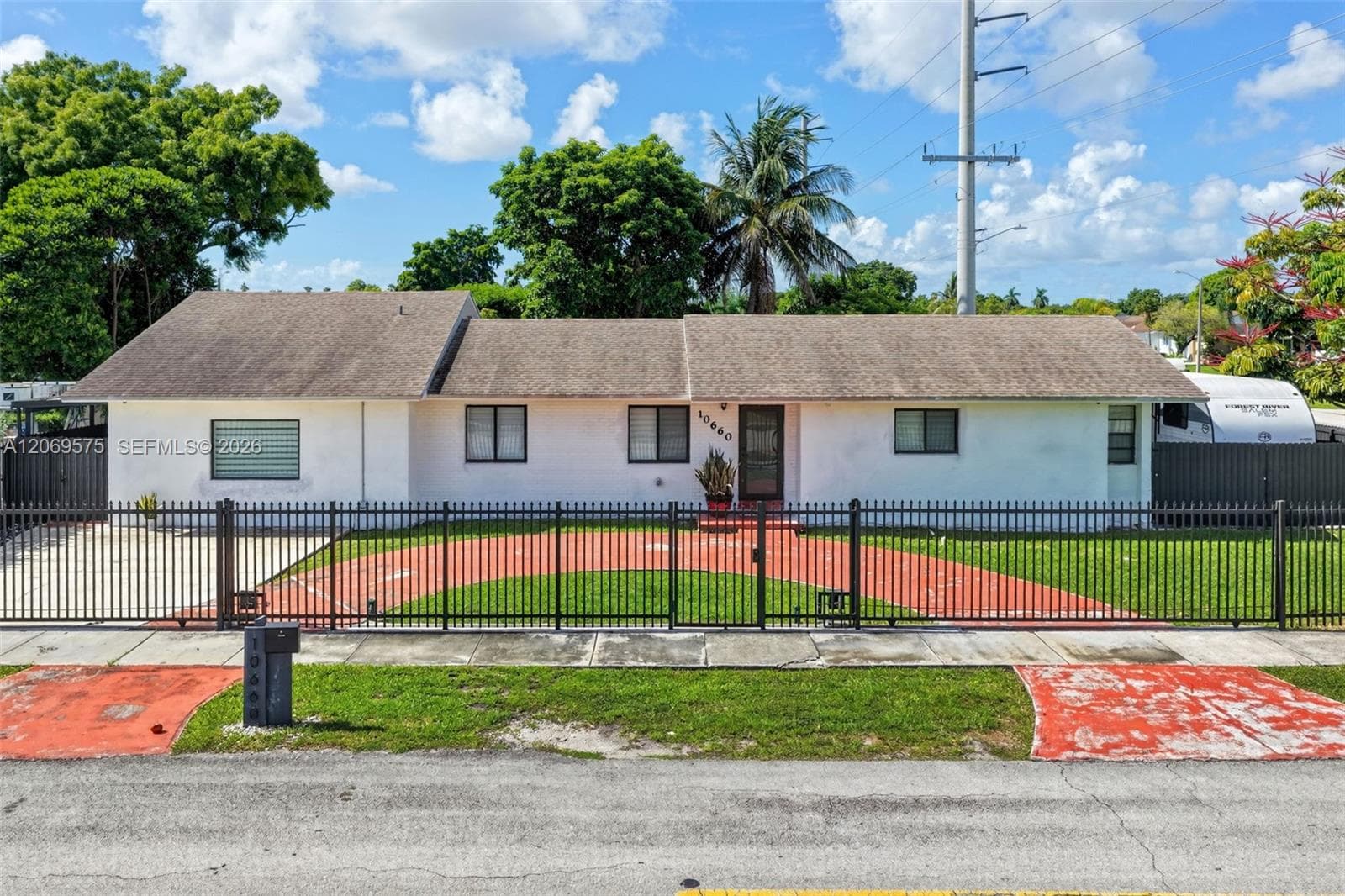 10660 SW 164th St, Miami, FL 33157