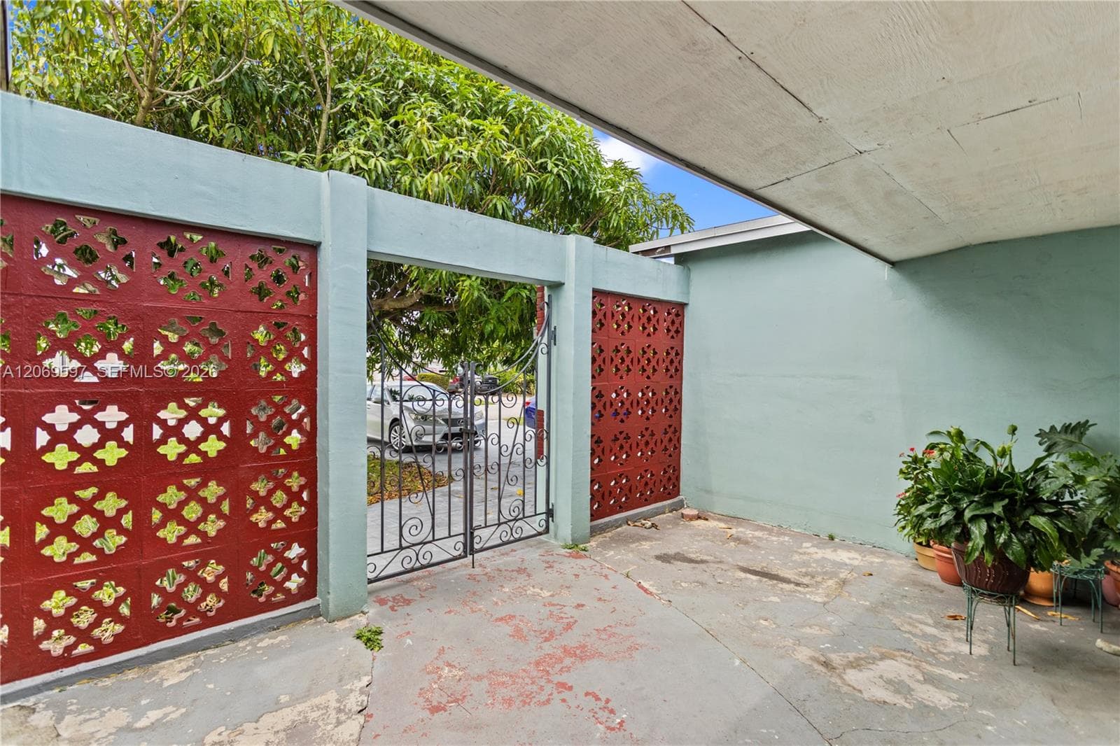 7531 Harbour Blvd, Miramar, FL 33023 photo 3