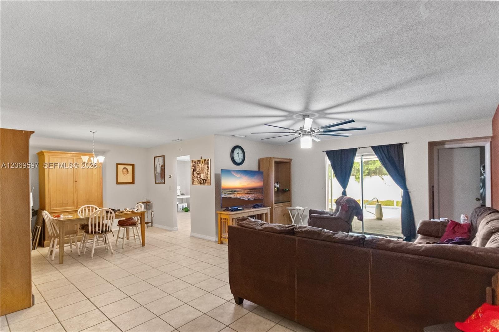 7531 Harbour Blvd, Miramar, FL 33023 photo 4