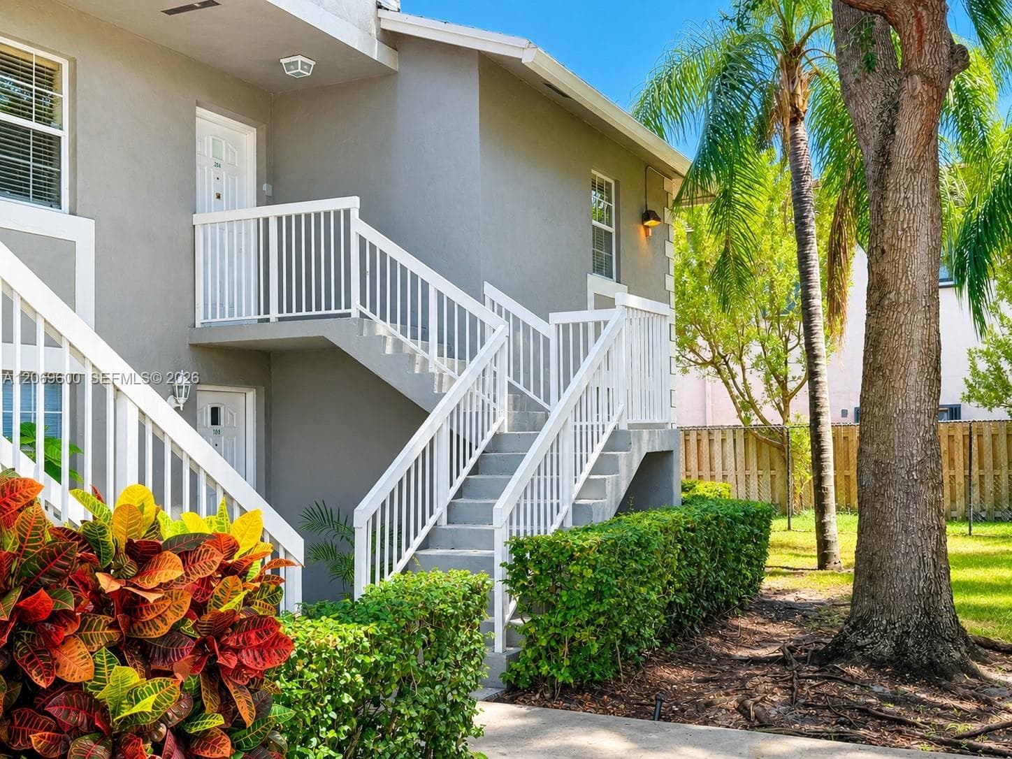 464 NE 210th Cir Ter # 201-10A, Miami, FL 33179 photo 2