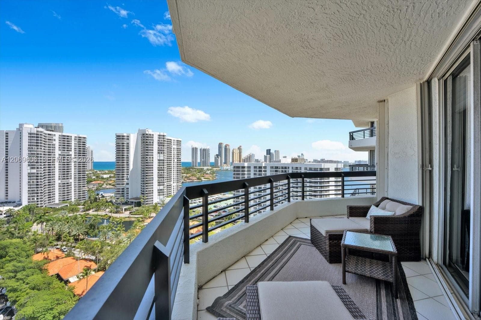 3500 Mystic Pointe Dr # 2107, Aventura, FL 33180 photo 4