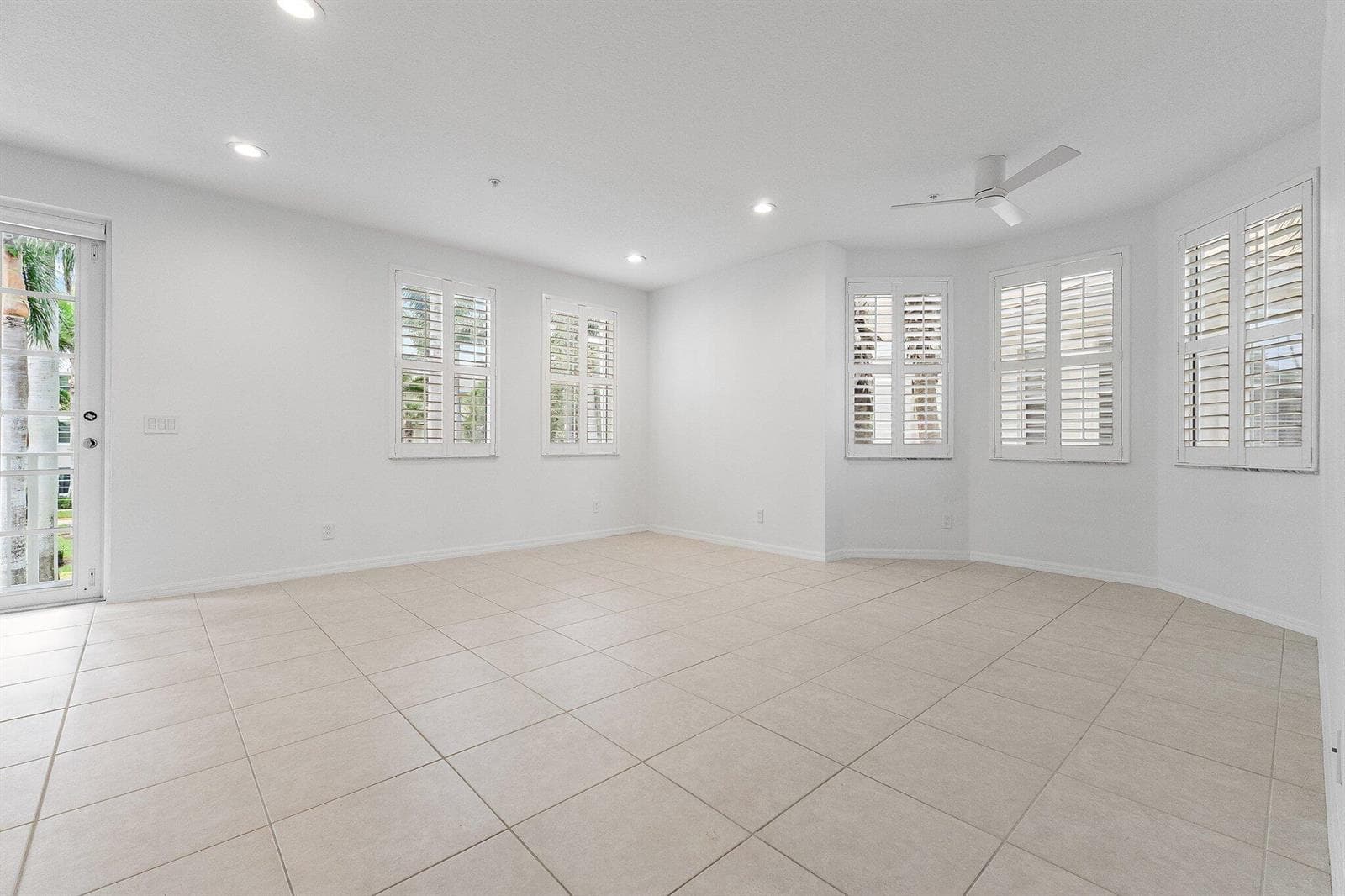 4273 E Main Street, Jupiter, FL 33458 photo 4