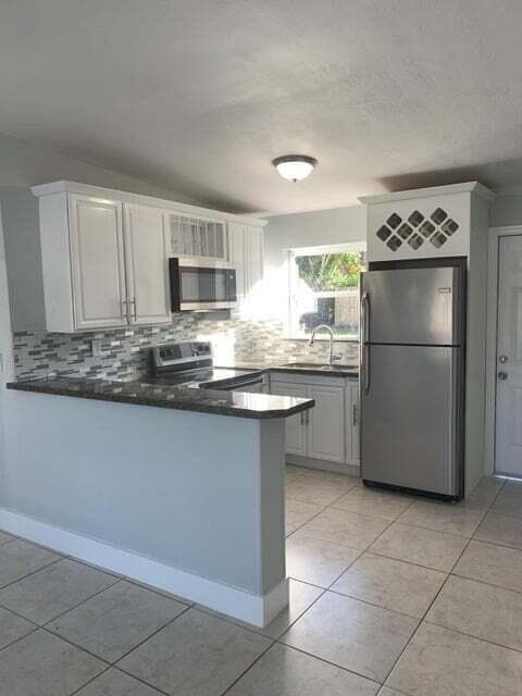 5672 Purdy Lane, West Palm Beach, FL 33415 photo 2