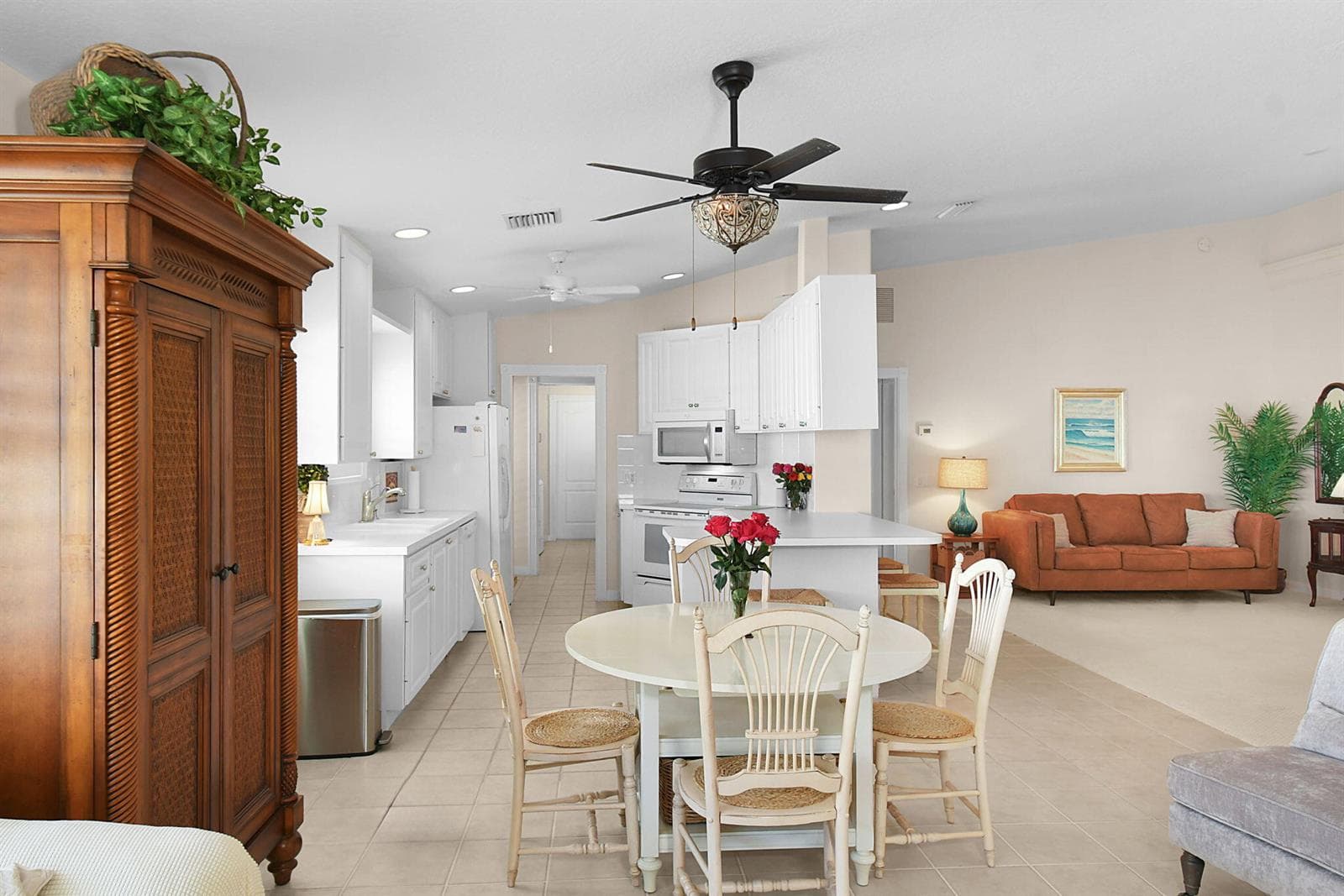 8016 SE Peppercorn Court, Hobe Sound, FL 33455 photo 3