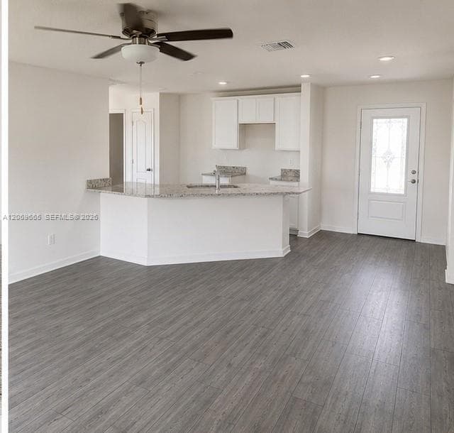 5424 Fantasy Dr, Fort Pierce, FL 34947 photo 4