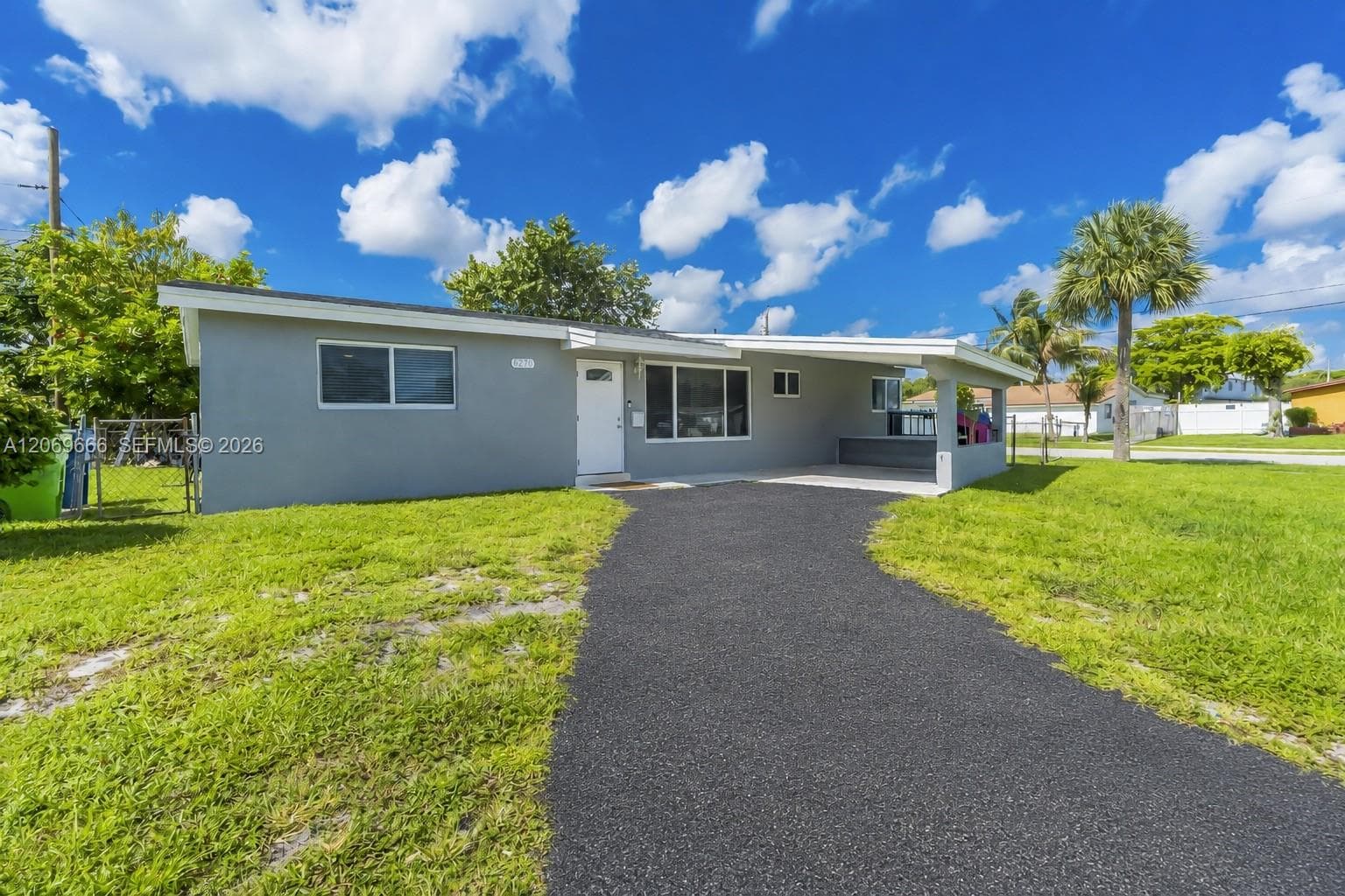 6270 NW 16th Ct, Sunrise, FL 33313 photo 2
