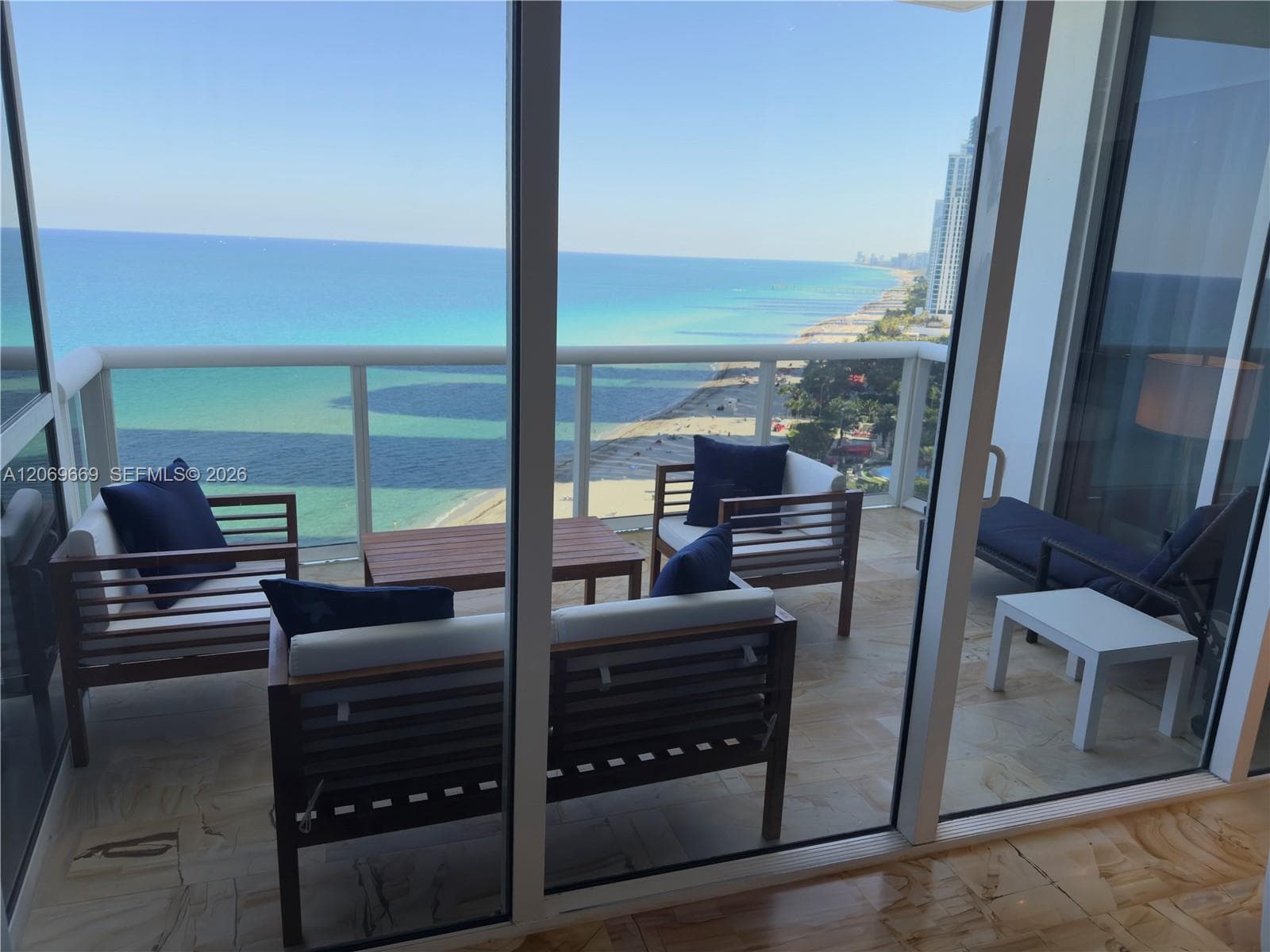 18101 Collins Ave # 1807, Sunny Isles Beach, FL 33160 photo 2