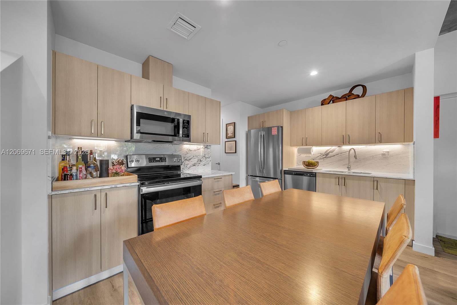 320 NE 126th St # 32, North Miami, FL 33161 photo 3