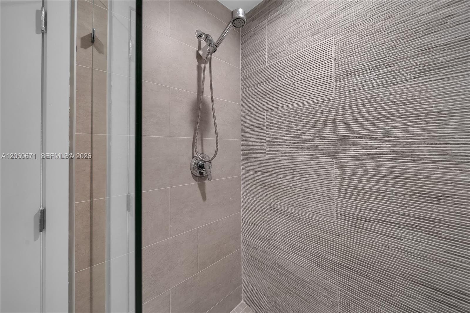 320 NE 126th St # 32, North Miami, FL 33161 photo 5
