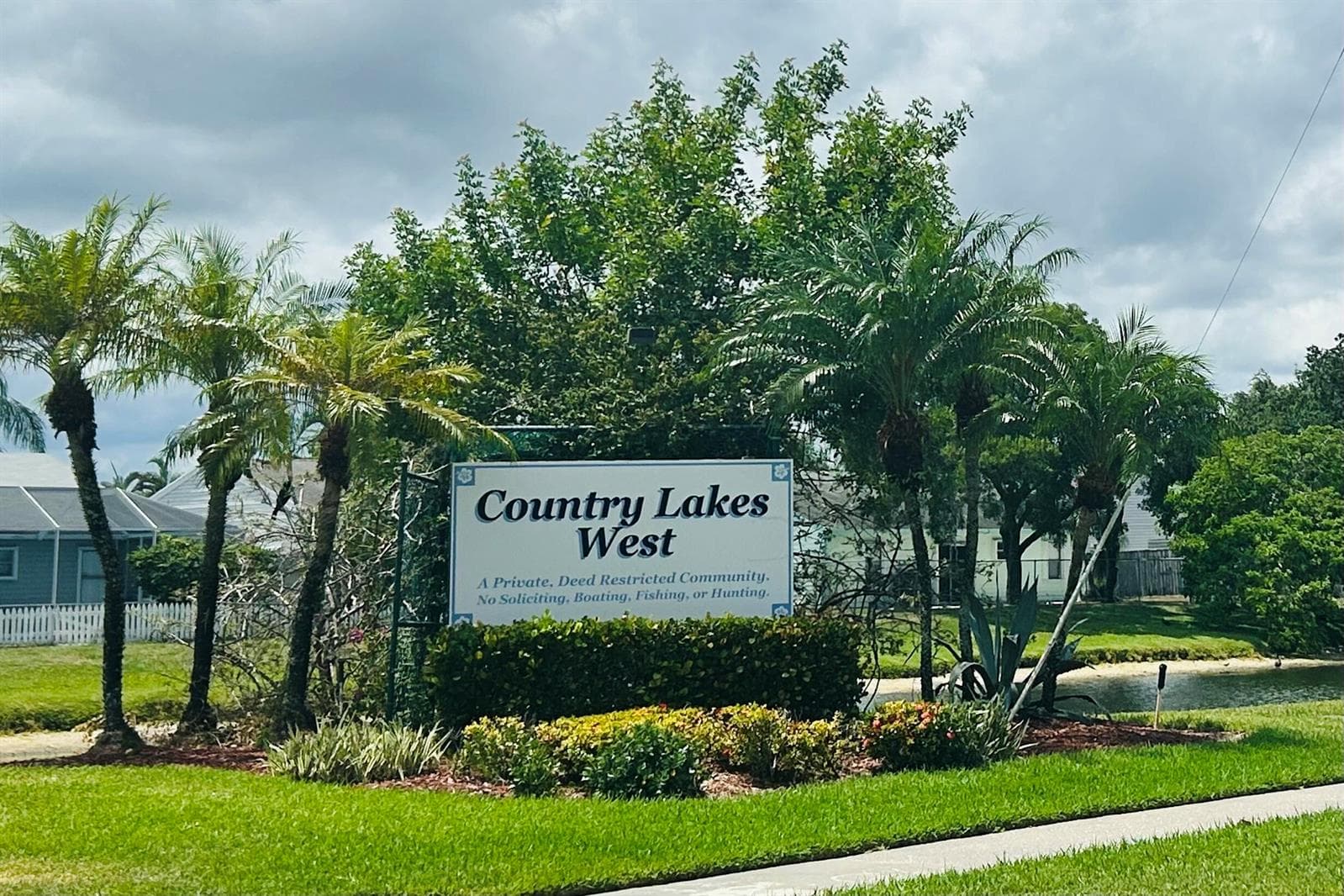 5266 HARWOOD Lane, Lake Worth, FL 33467 photo 2