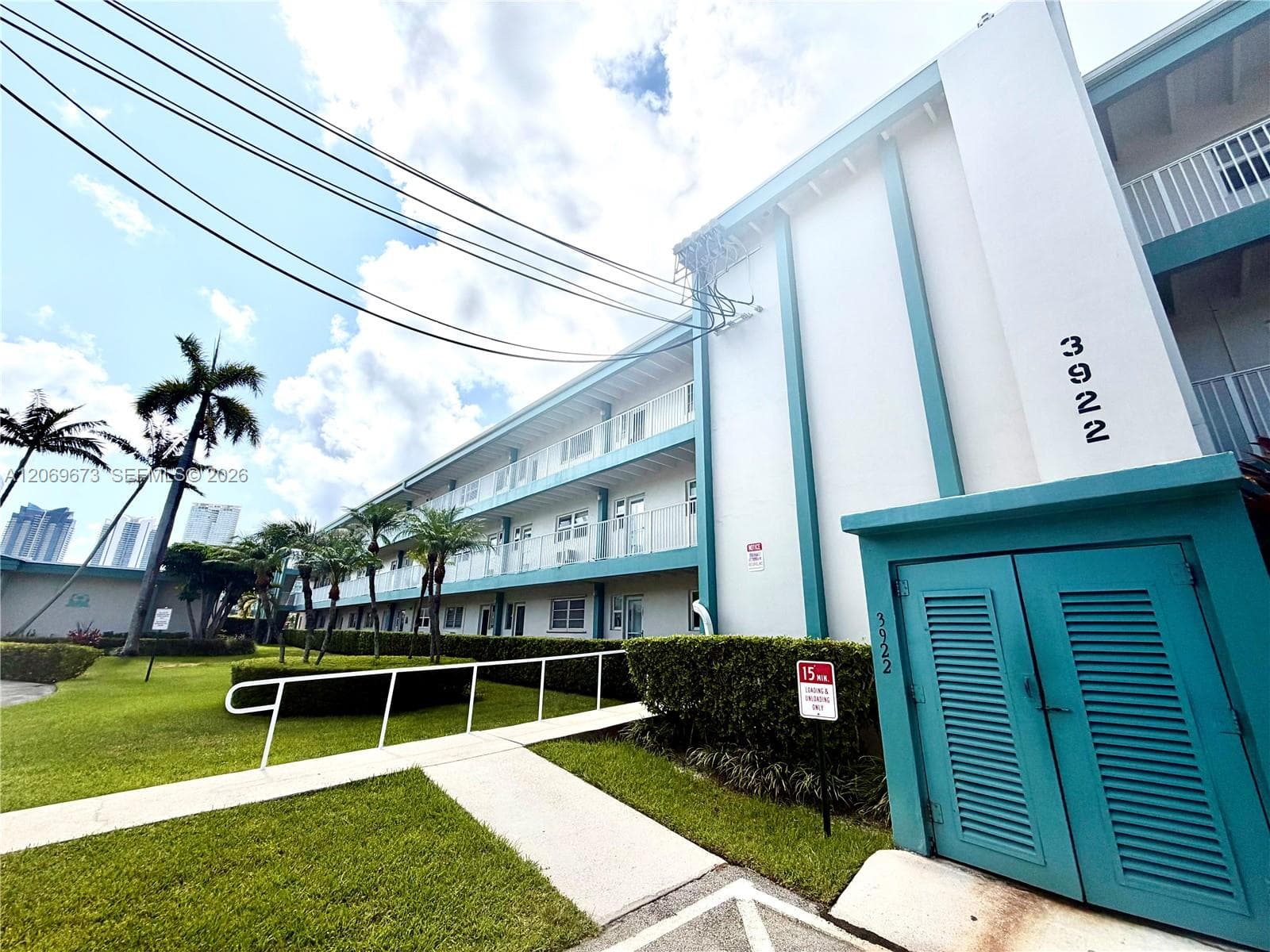 3922 NE 166th St # S306, North Miami Beach, FL 33160 photo 2