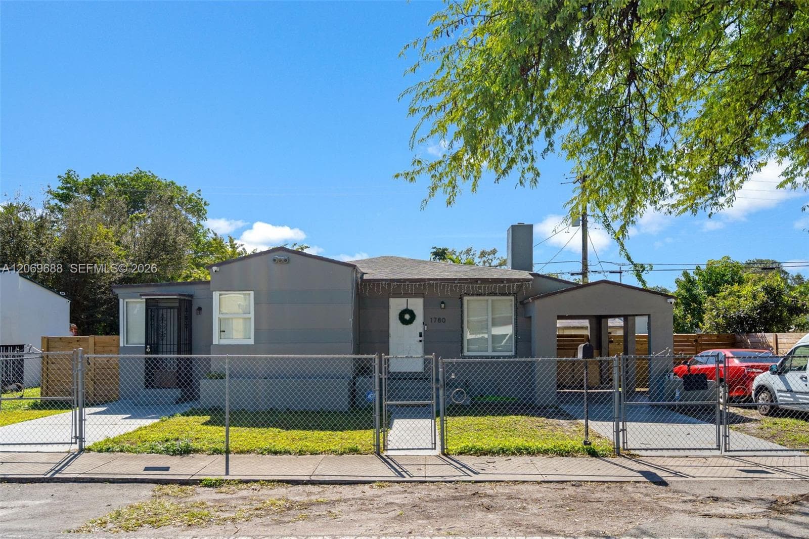 1780 NW 49th St, Miami, FL 33142 photo 2