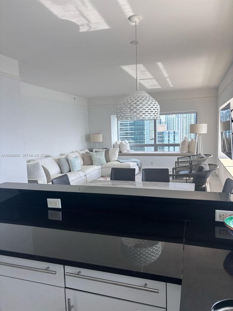 1435 Brickell Ave # 3507, Miami, FL 33131 photo 3