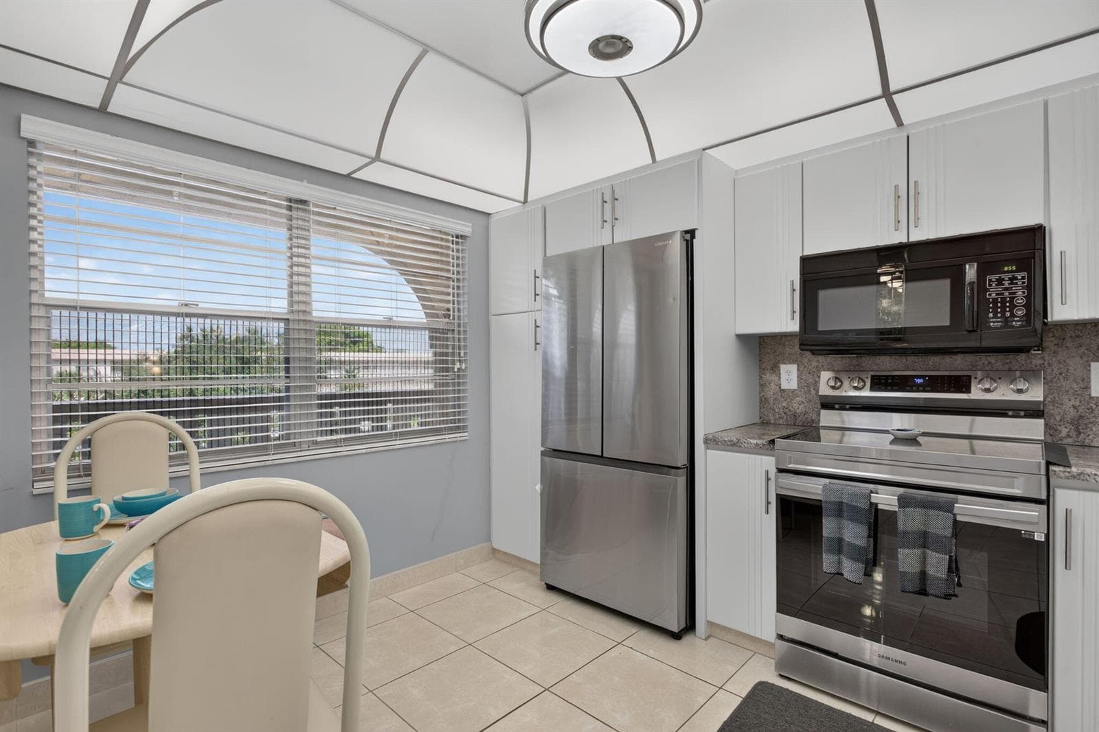 2304 LUCAYA Lane # L4, Coconut Creek, FL 33066