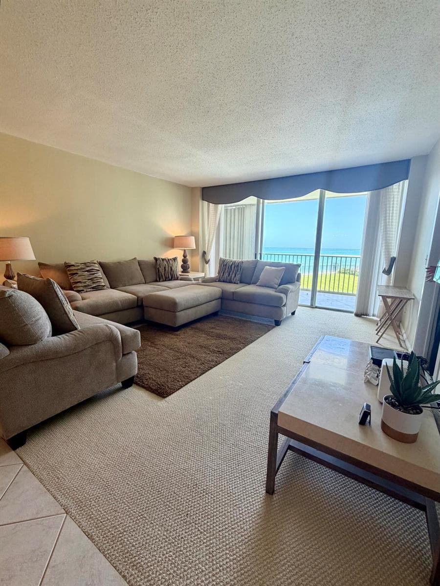 5400 N Ocean Drive, Singer Island, FL 33404 photo 2
