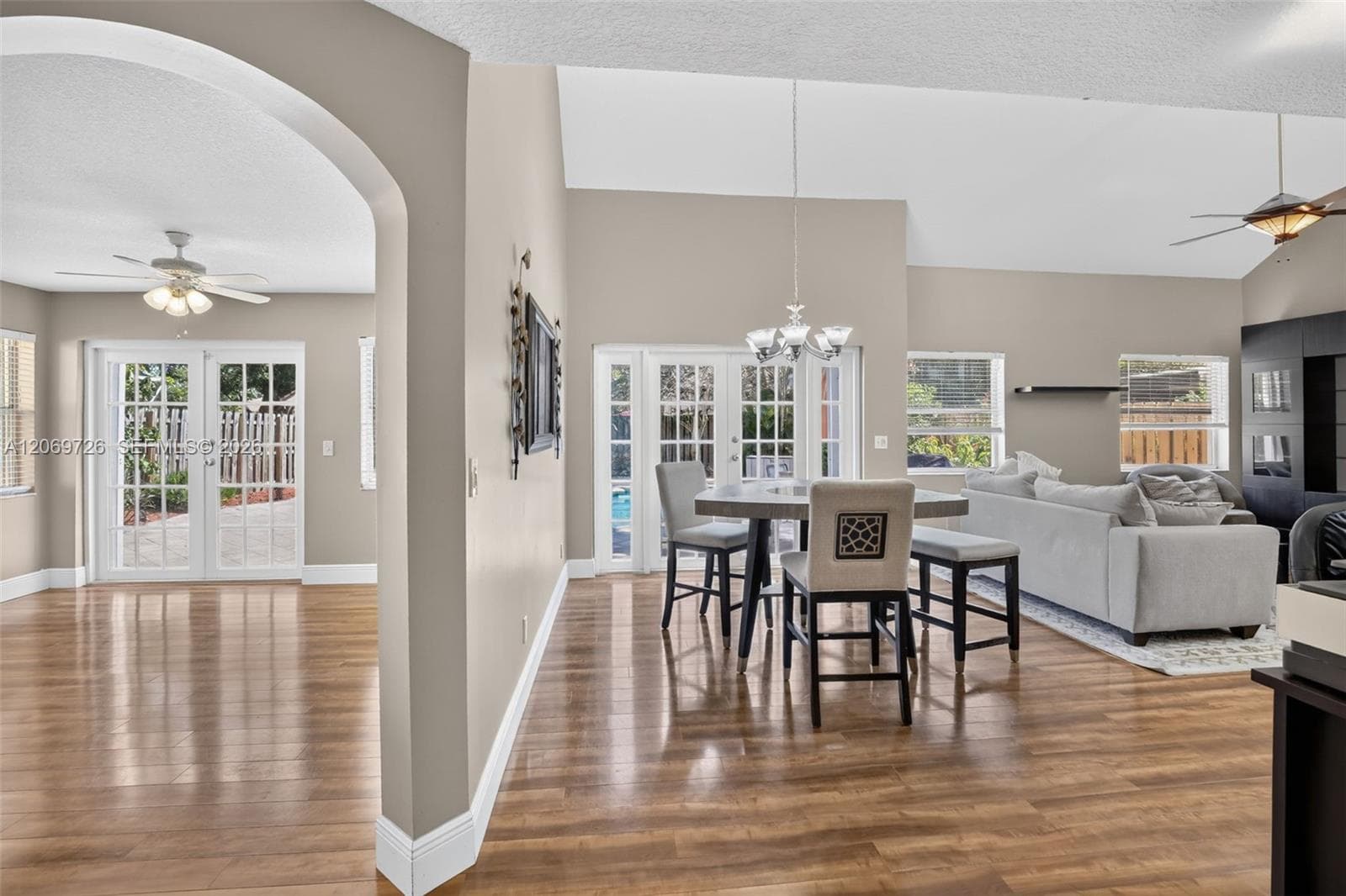 2638 Oak Park Cir, Davie, FL 33328 photo 4
