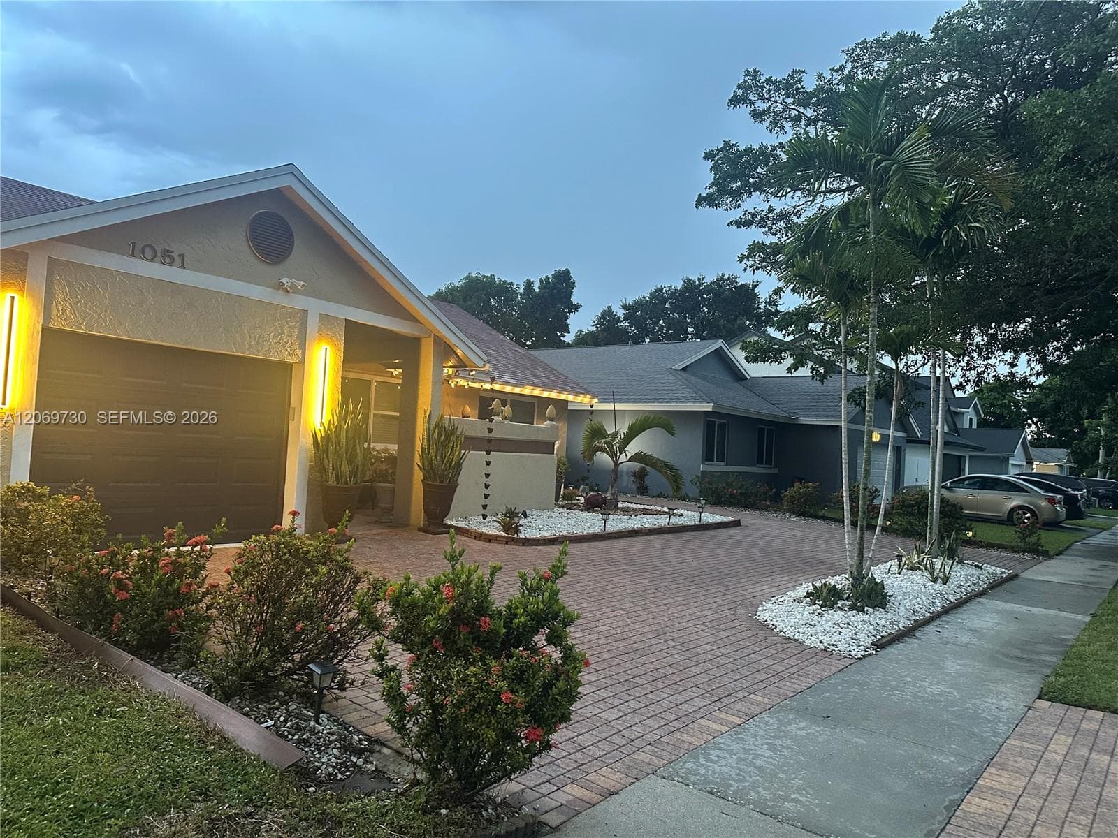 1051 SW 99th Ave, Pembroke Pines, FL 33025 photo 5