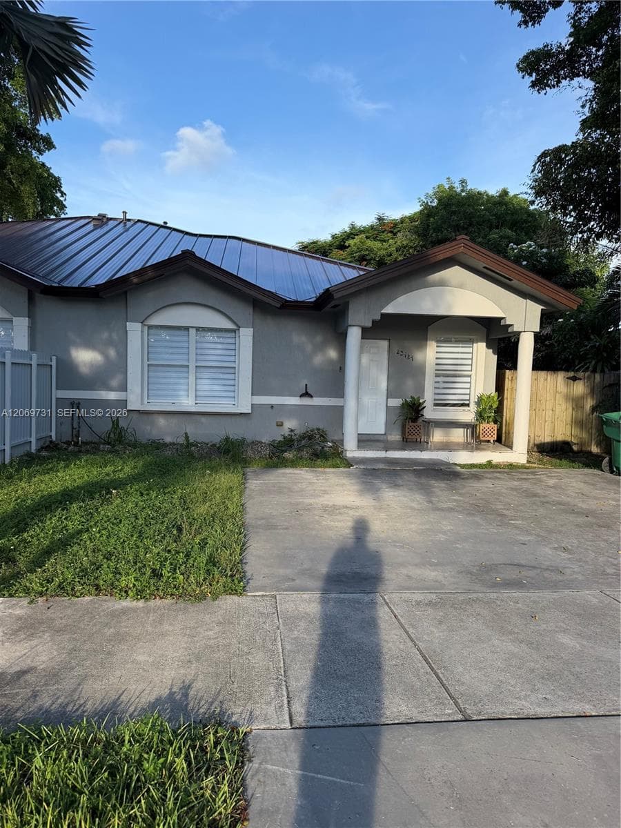 22727 SW 125TH AVE # #B, Miami, FL 33170