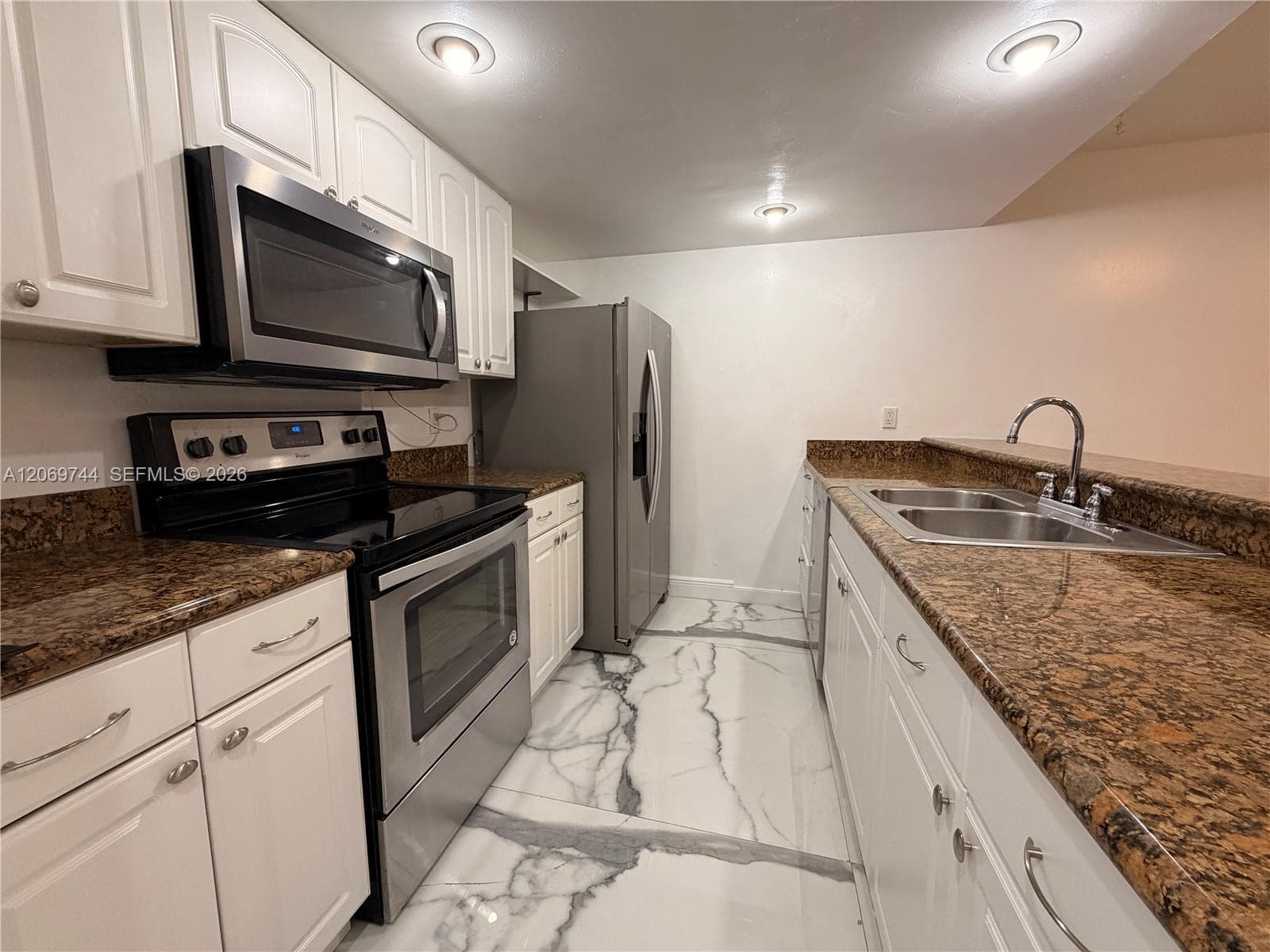 4004 SW 68th Ln # 17-J, Miramar, FL 33023