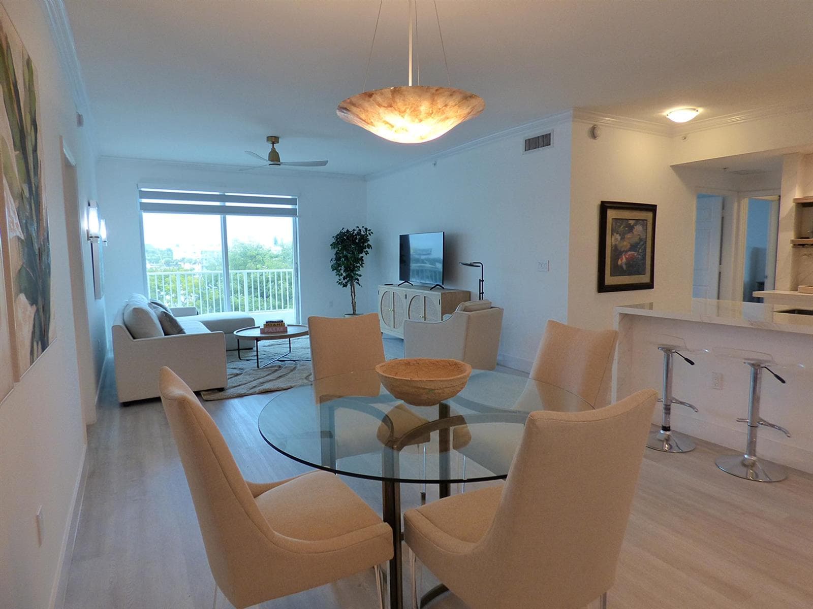 802 W WINDWARD Way # 303, Lantana, FL 33462