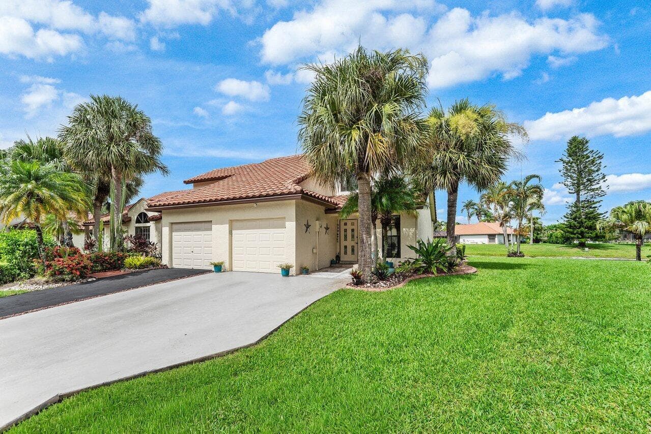18577 Woodstream Drive, Boca Raton, FL 33498 photo 2
