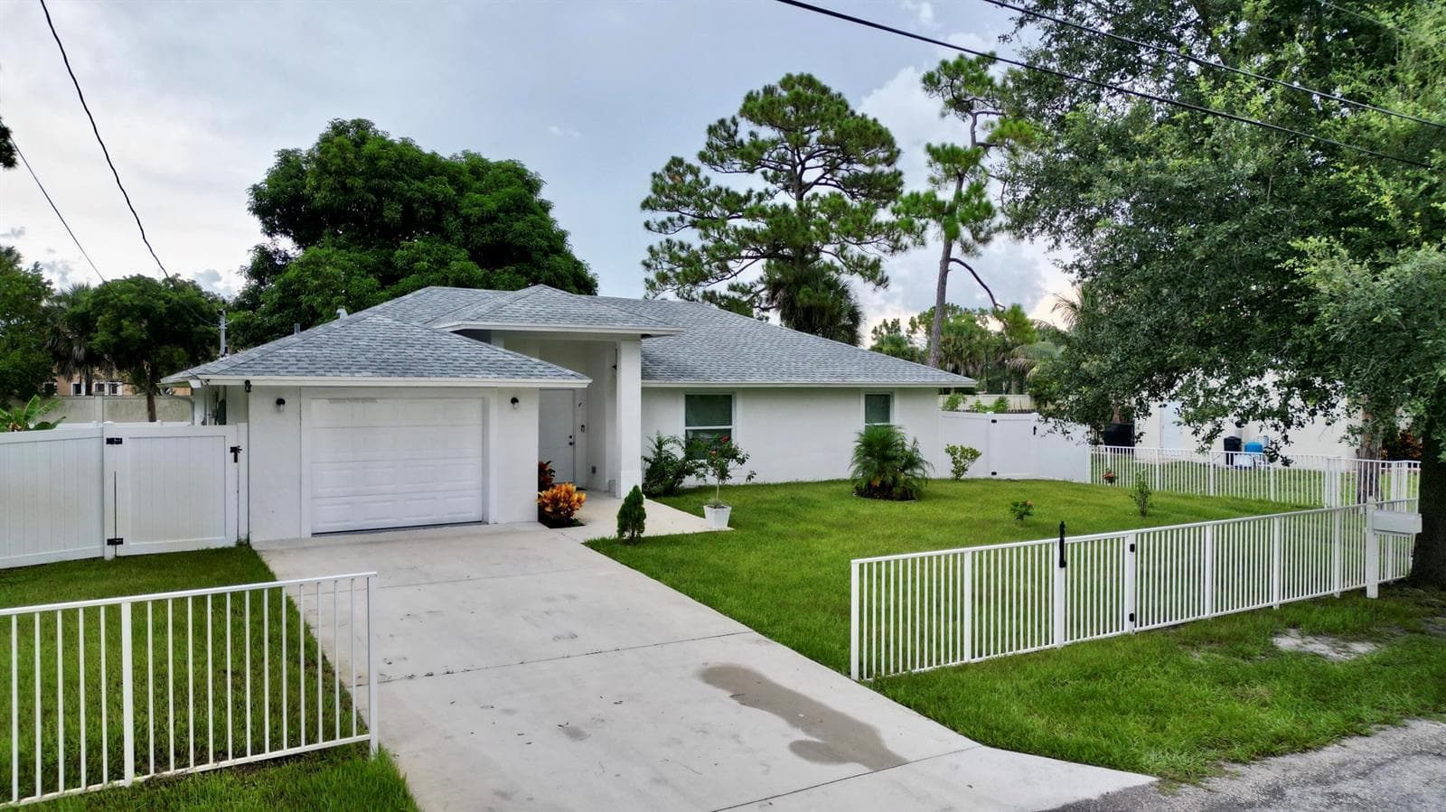 6539 Alexander Road, West Palm Beach, FL 33413 photo 2