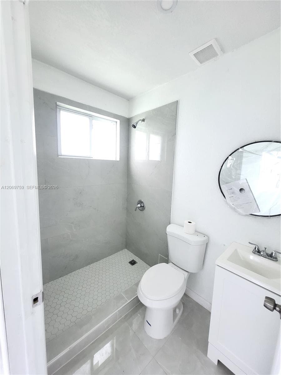 729 NW 55th Ter, Miami, FL 33127 photo 4