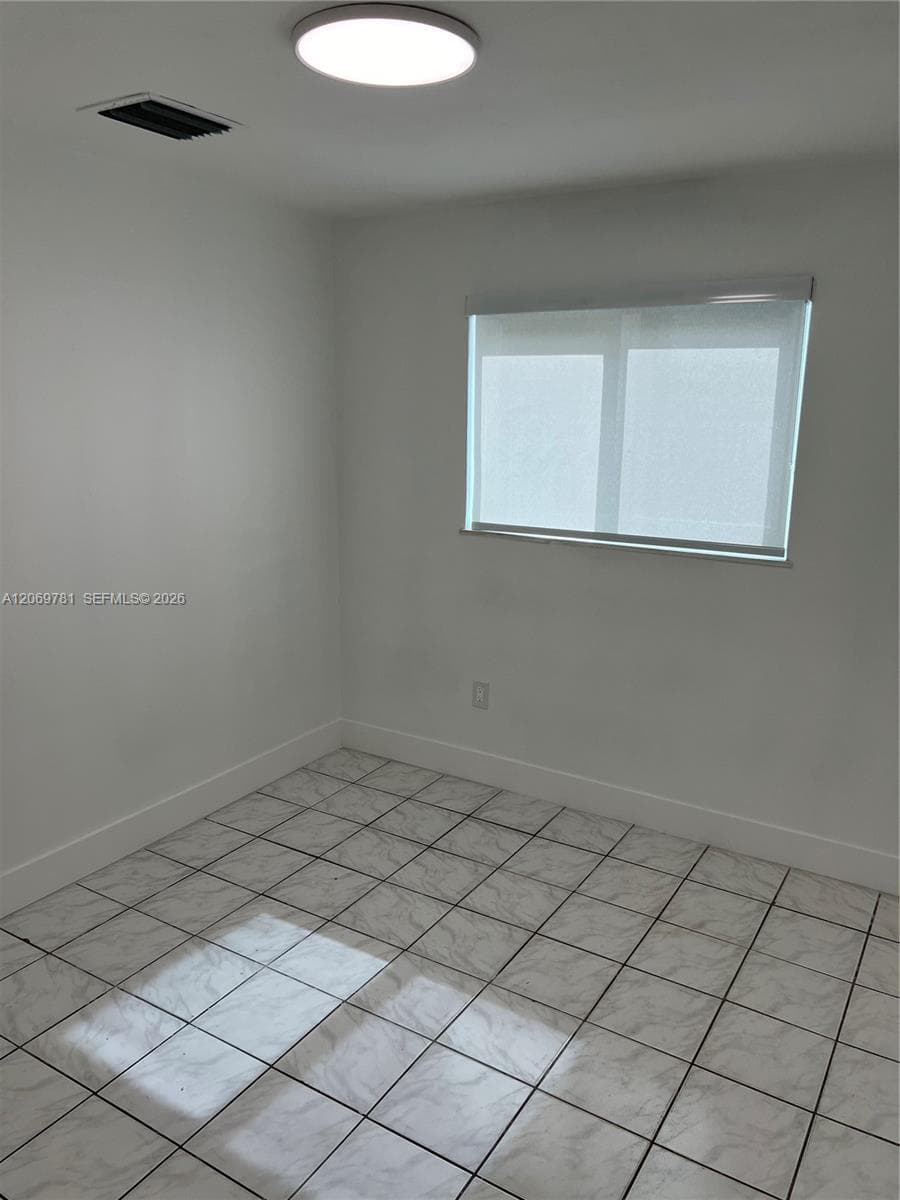 13735 NW 23rd Ave, Opa-Locka, FL 33054 photo 5