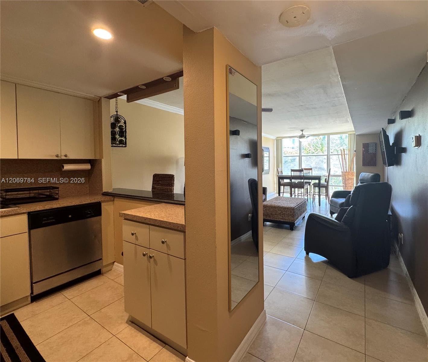 210 172nd St # 334, Sunny Isles Beach, FL 33160 photo 2