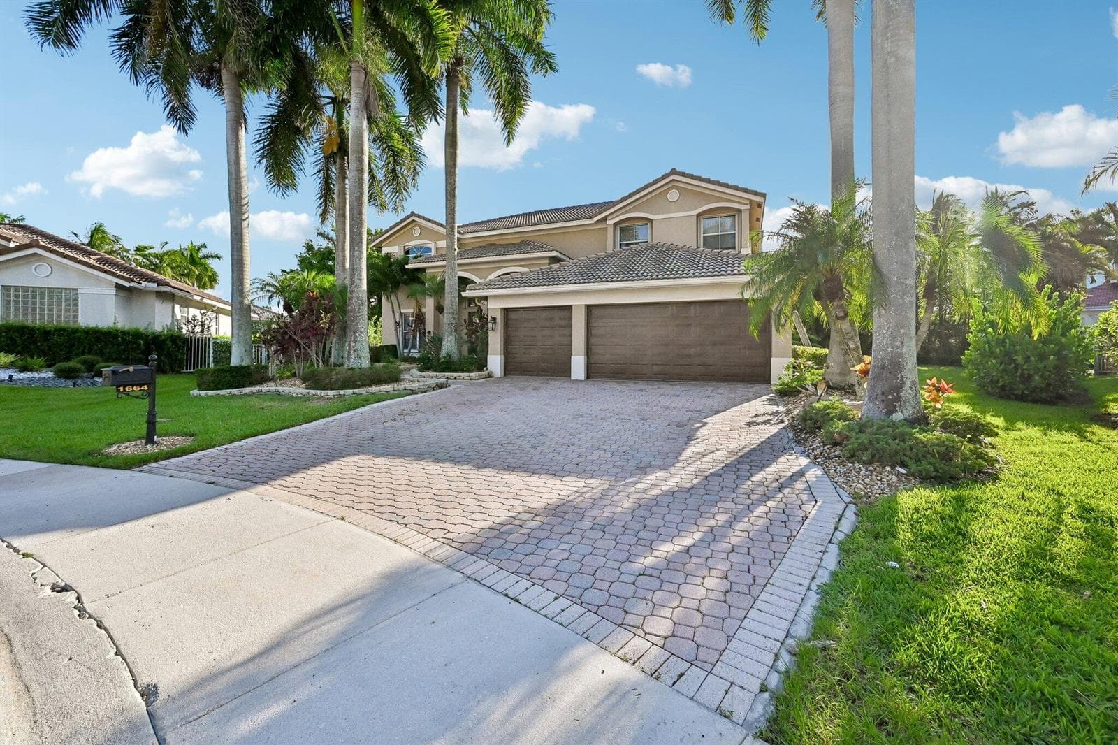 1664 VICTORIA POINTE Lane, Weston, FL 33327 photo 5
