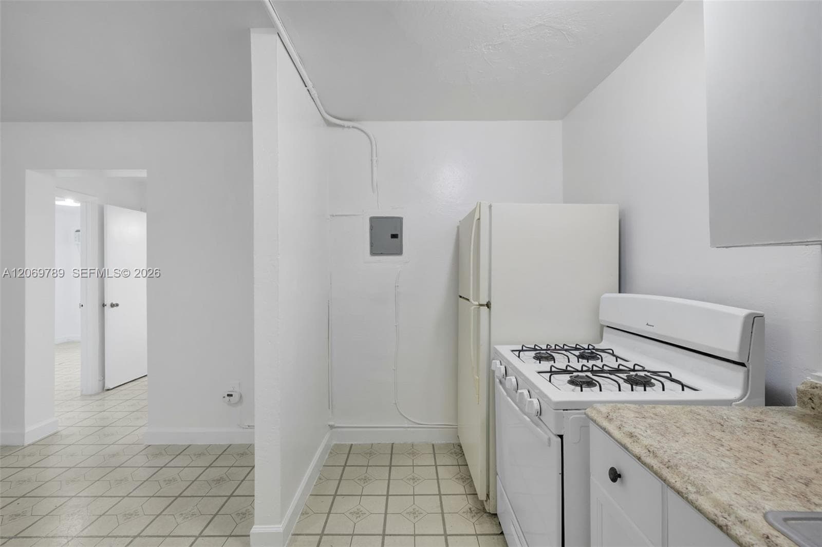 126 SW 18th Ave # 4, Miami, FL 33135 photo 3