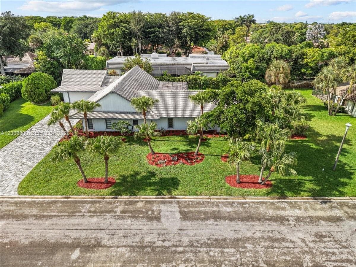 9220 NW 15th St, Coral Springs, FL 33071 photo 3