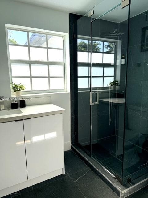 204 SW 2nd Ave, Hallandale Beach, FL 33009 photo 2