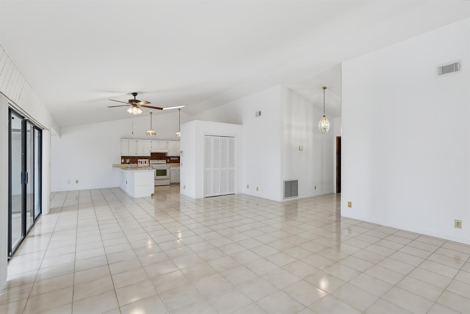 6846 BIANCHINI Circle, Boca Raton, FL 33433 photo 4