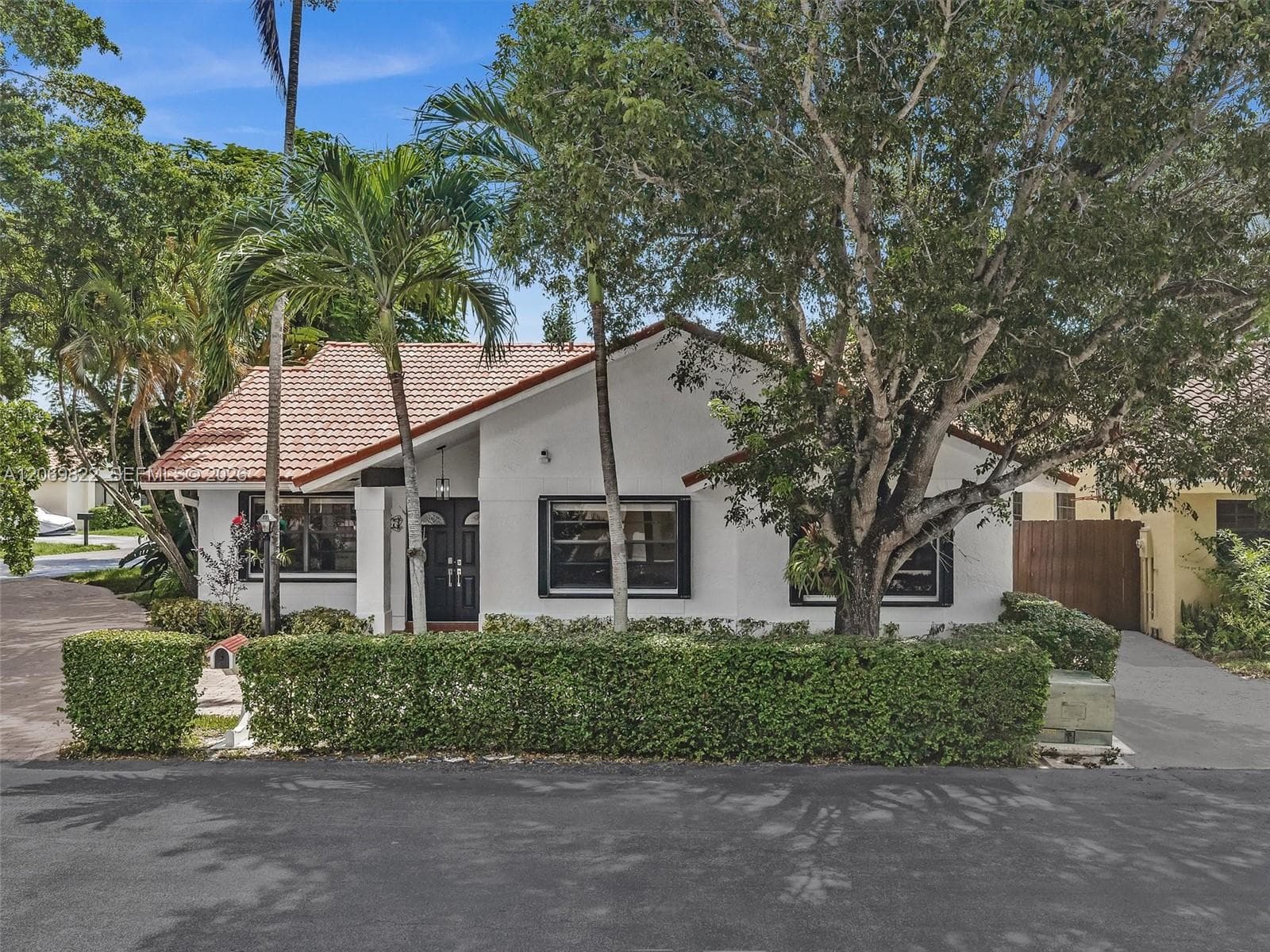 7457 SW 112th Pl, Miami, FL 33173 photo 3