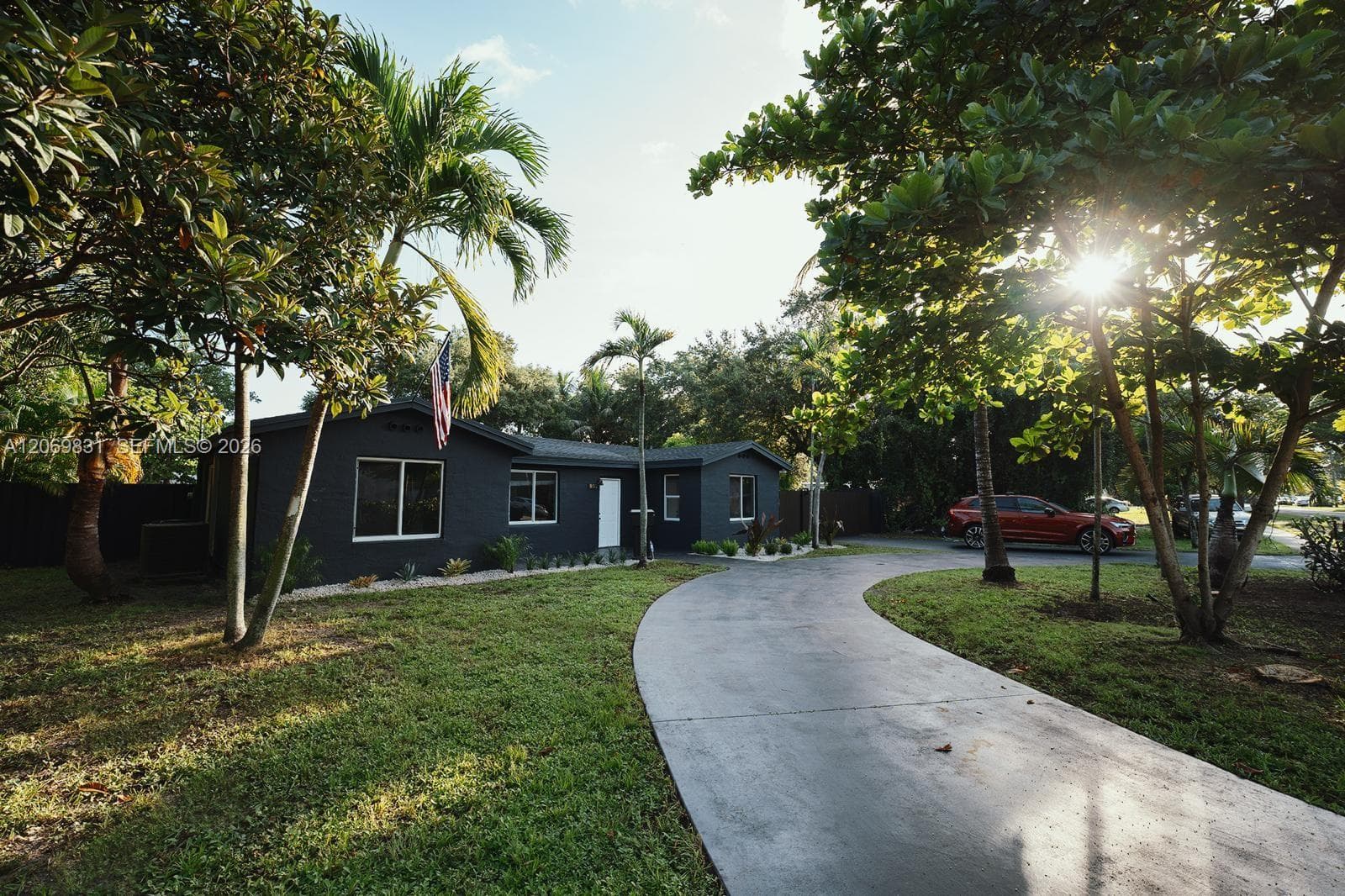 801 NE 144th St, North Miami, FL 33161 photo 4