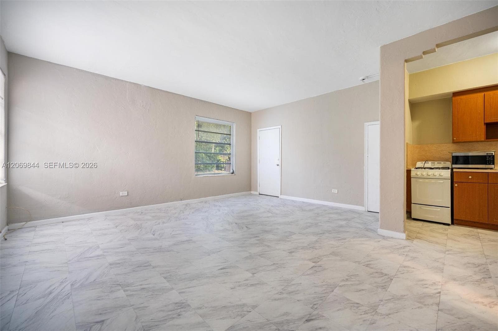 825 Alton Rd # 2, Miami Beach, FL 33139 photo 3