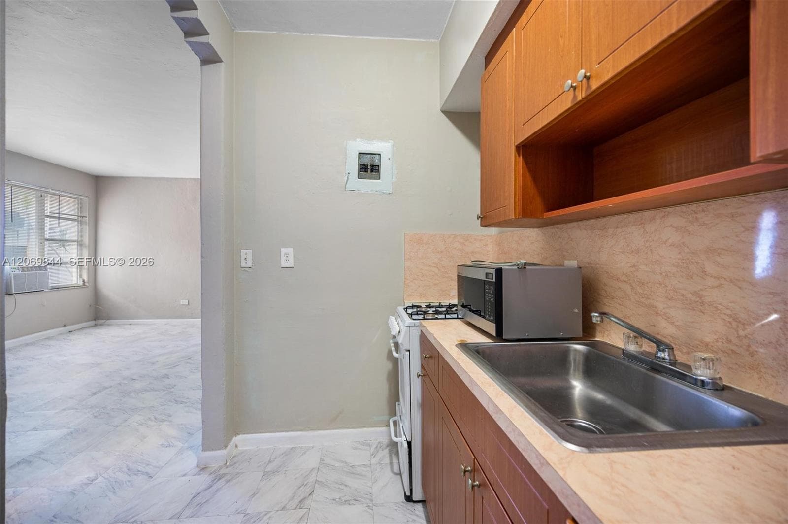 825 Alton Rd # 2, Miami Beach, FL 33139 photo 4