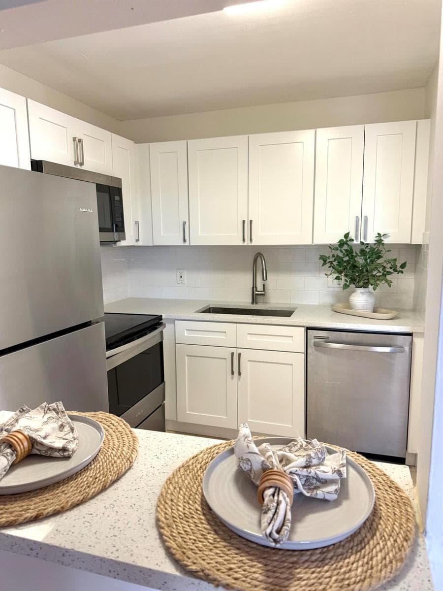 200 Village Green Circle E # k 311, Palm Springs, FL 33461 photo 2