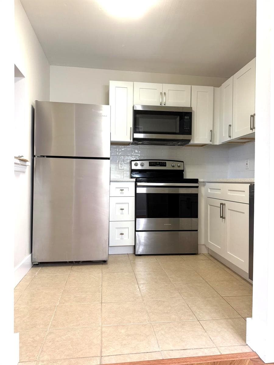 200 Village Green Circle E # k 311, Palm Springs, FL 33461 photo 3