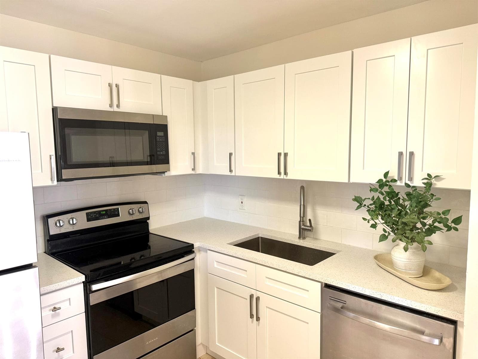 200 Village Green Circle E # k 311, Palm Springs, FL 33461 photo 4