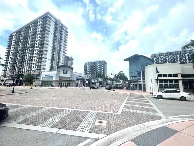 5252 NW 85th Ave # 1608, Doral, FL 33166 photo 3
