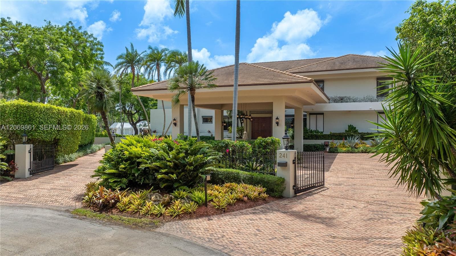 241 Cape Florida Dr, Key Biscayne, FL 33149 photo 5