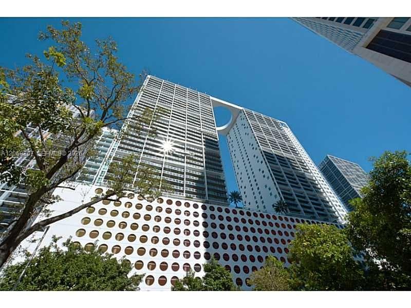 55 SE 6th St # 2007, Miami, FL 33131